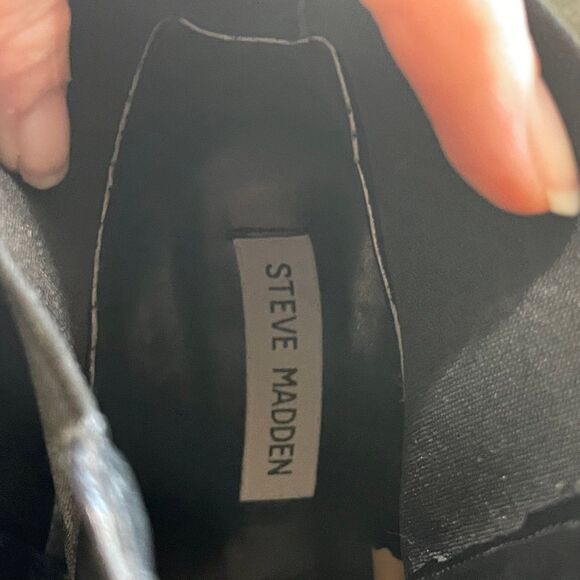 Size 9.5 Steve Madden Boots Womens Laughter Chelsea Ankle Booties Heels Black - Picture 8 of 8